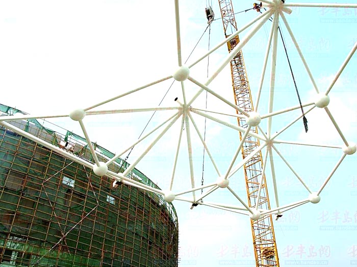 红河体育馆网架安装